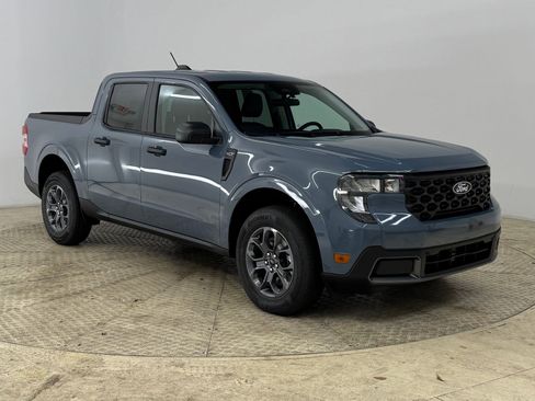 New 2025 Ford Maverick XLT image 7