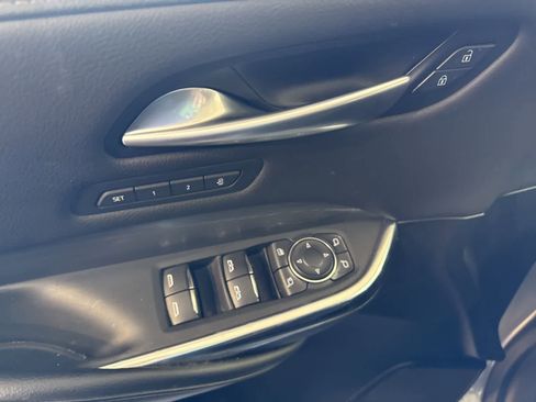 Used 2024 Cadillac XT4 Premium Luxury FWD image 20