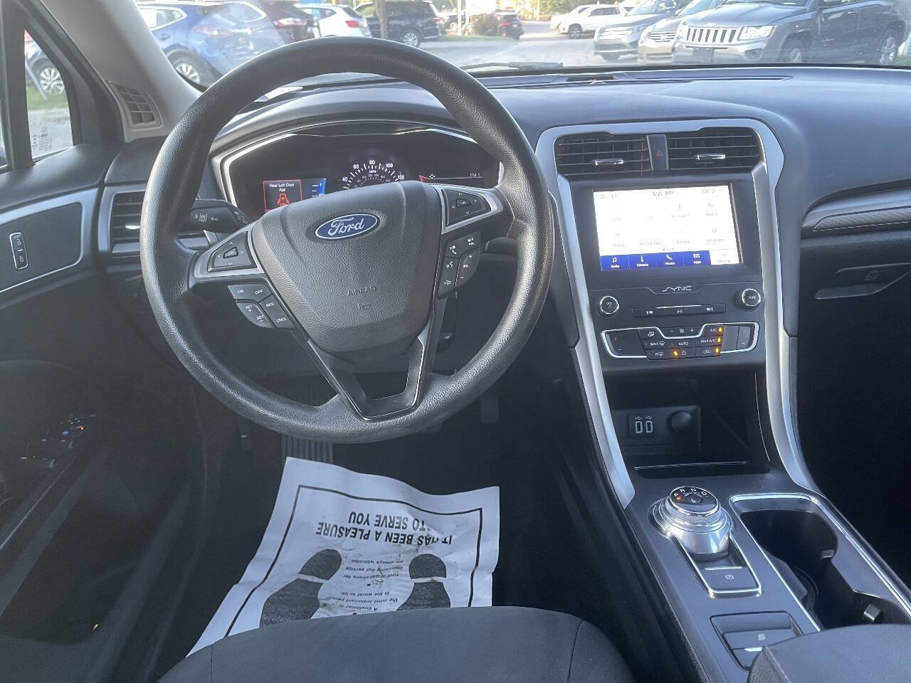 Used 2020 Ford Fusion SE FWD image 21