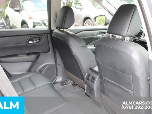 Used 2026 Nissan Rogue SL FWD image 24