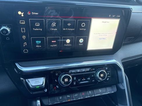 Used 2024 GMC Sierra 2500 Denali w/ Denali Reserve Package image 17