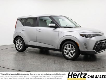 Used 2025 Kia Soul LX w/ LX Technology Package