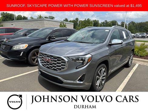 Used 2018 GMC Terrain Denali w/ Comfort Package FWD image 1
