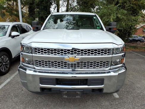 Used 2019 Chevrolet Silverado 2500 W/T image 2
