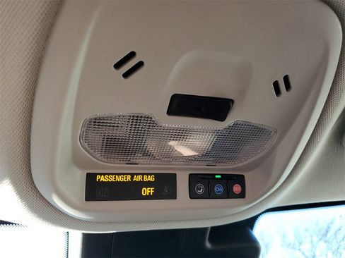 Used 2024 Chevrolet Trax LS w/ LS Convenience Package image 27