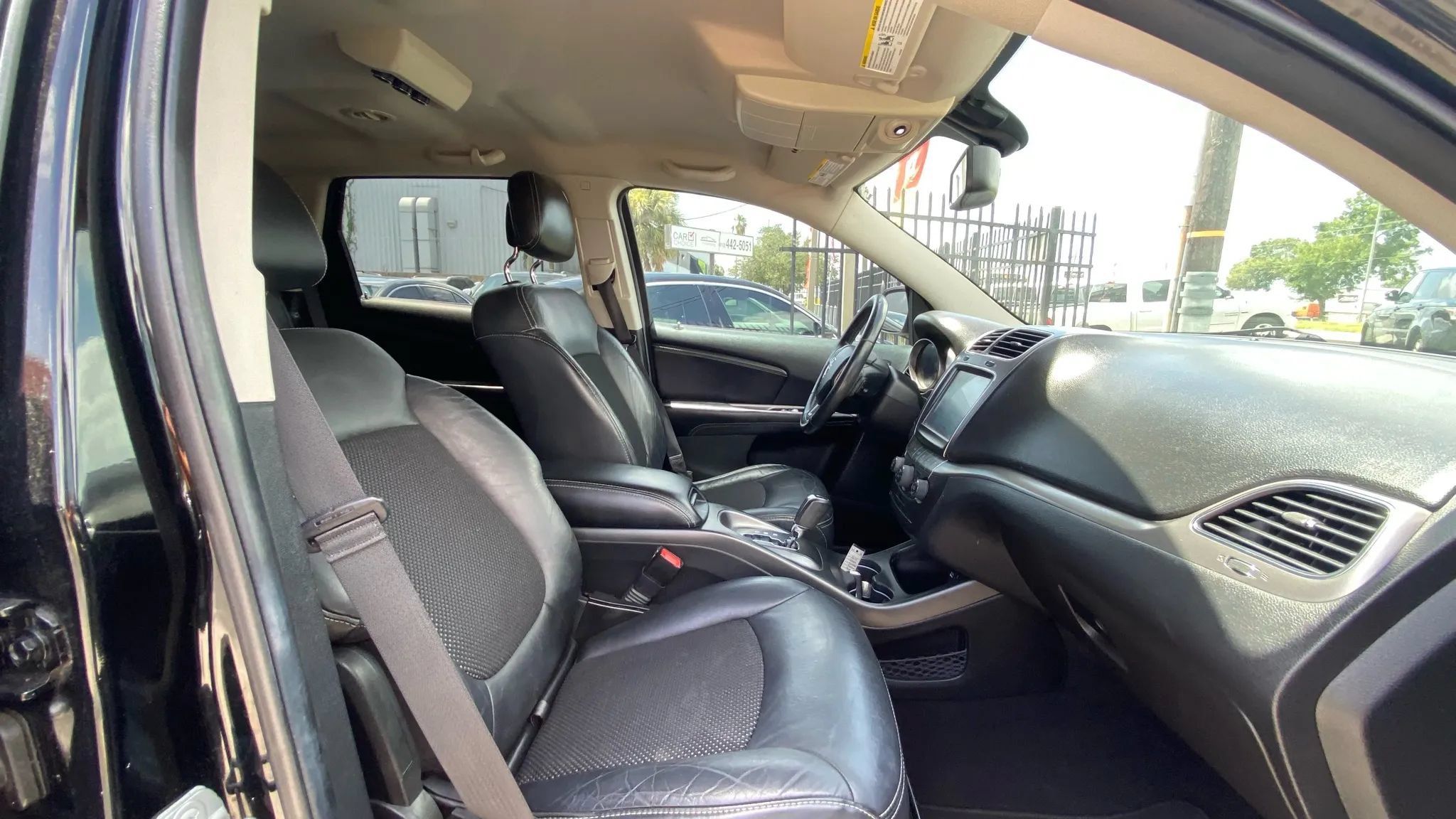Used 2014 Dodge Journey Crossroad w/ Flexible Seating Group FWD image 14