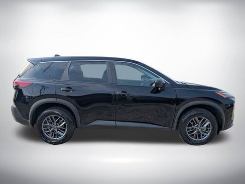 Used 2023 Nissan Rogue S FWD image 2