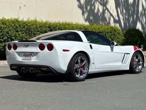 Used 2012 Chevrolet Corvette Grand Sport w/ 3LT Preferred Equipment Group image 4