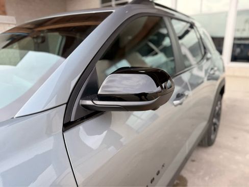 New 2026 Chevrolet Equinox RS w/ Convenience Package III image 7