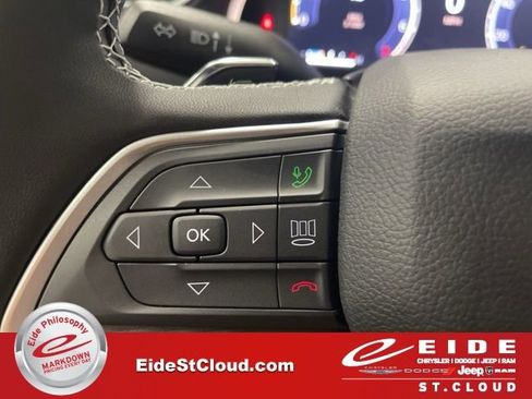 New 2025 Jeep Grand Cherokee Altitude w/ Trailer Tow Package image 35