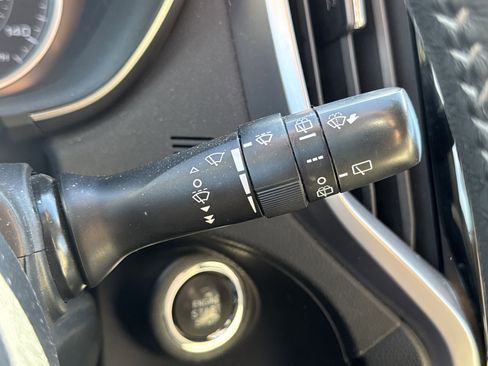 Used 2019 Subaru Ascent Premium image 17