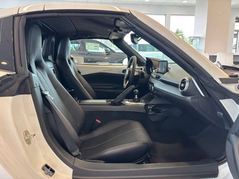 Used 2023 MAZDA MX-5 Miata Grand Touring RWD image 21