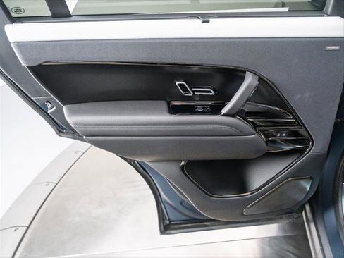 New 2025 Land Rover Range Rover Sport SV Edition Two image 18