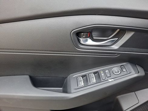 Used 2025 Honda Accord LX image 12