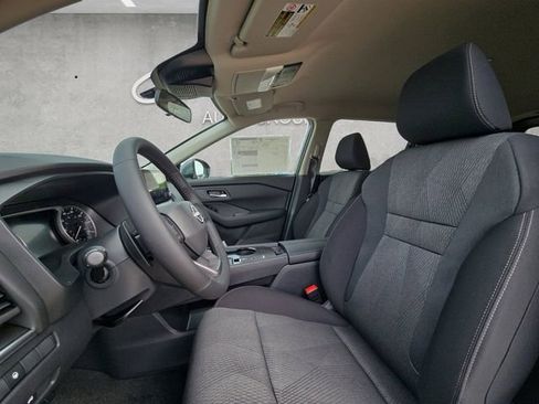 New 2026 Nissan Rogue SV FWD image 19