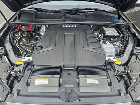 Used 2024 Audi Q7 2.0T Premium Plus image 10