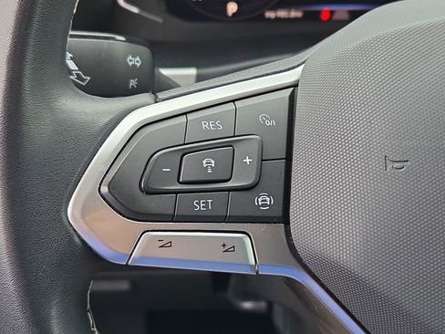 Used 2023 Volkswagen Atlas SE w/ Black Wheel Package FWD image 24