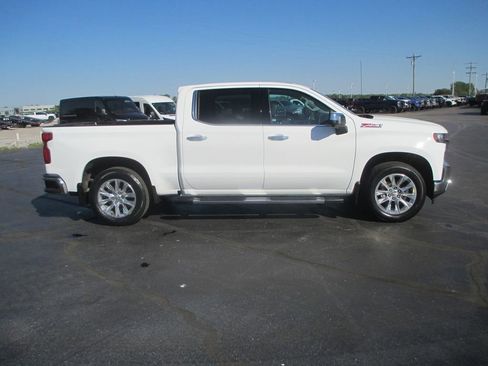 Used 2020 Chevrolet Silverado 1500 LTZ w/ LTZ Premium Package image 5