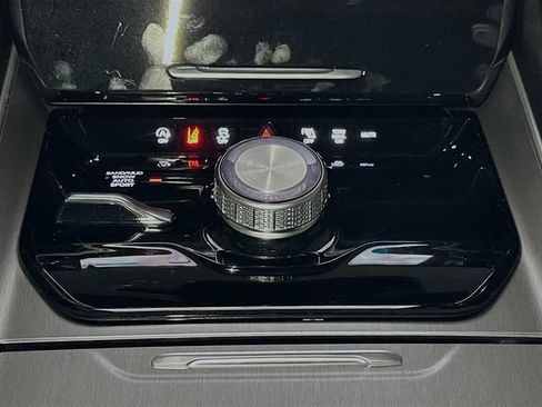 New 2026 Jeep Grand Wagoneer Limited image 11