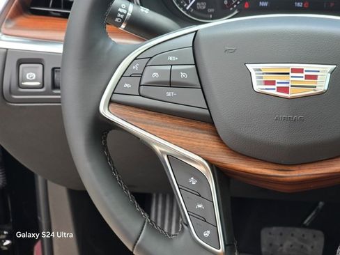 New 2025 Cadillac XT5 Premium Luxury image 22