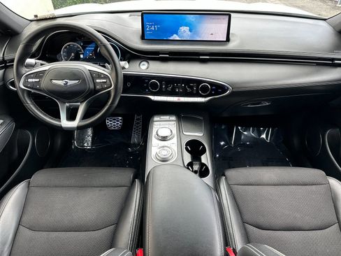 Used 2023 Genesis GV70 2.5T Sport Prestige w/ Sport Prestige Package image 15