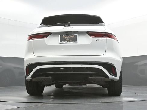 Certified 2024 Jaguar F-PACE R-Dynamic S AWD/4WD image 40