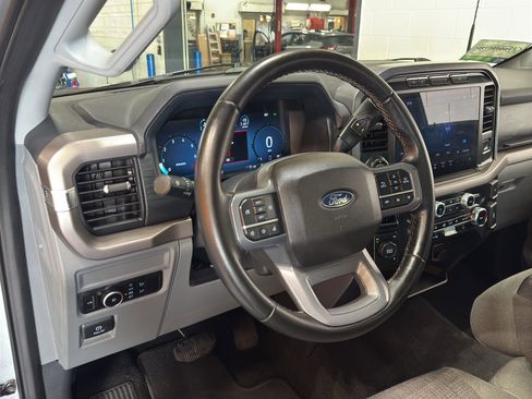 Used 2024 Ford F150 XLT image 18