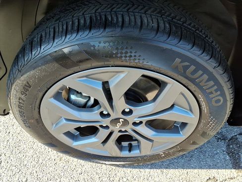 Used 2026 Kia Seltos LX AWD/4WD image 10