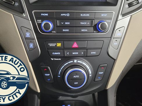 Used 2017 Hyundai Santa Fe Sport 2.0T image 14