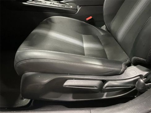 Used 2023 Honda Civic Sport image 18