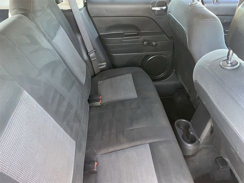 Used 2015 Jeep Patriot Sport image 13