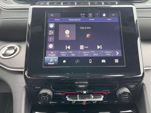 Used 2025 Jeep Grand Cherokee Laredo X RWD image 21
