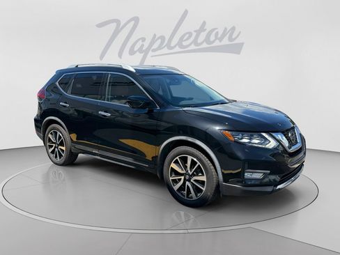 Used 2018 Nissan Rogue SL w/ Premium Package FWD image 8