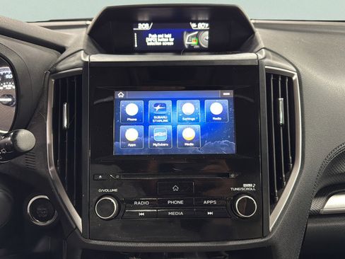 Used 2020 Subaru Forester Premium image 18