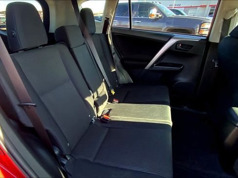 Used 2016 Toyota RAV4 LE AWD/4WD image 20