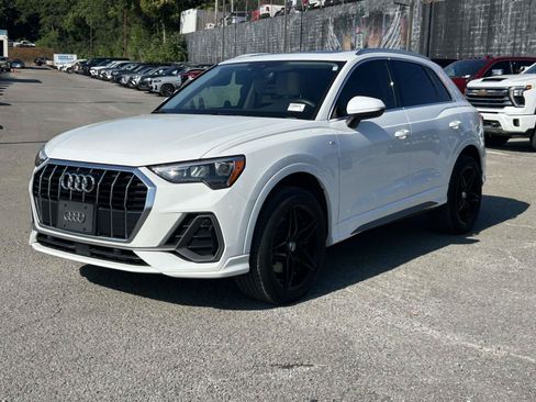 Used 2020 Audi Q3 2.0T Premium AWD/4WD image 3