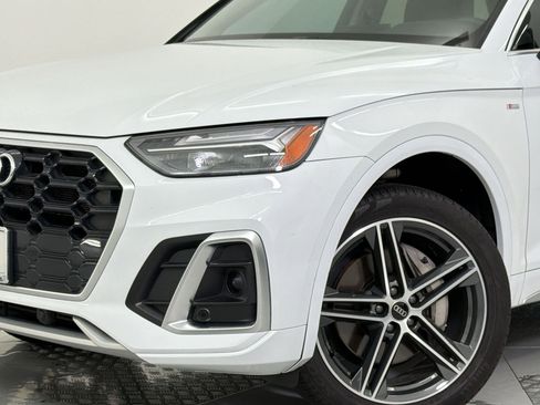 Certified 2024 Audi Q5 e Premium Plus AWD/4WD image 11
