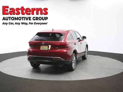 Used 2024 Toyota Venza LE AWD/4WD image 40