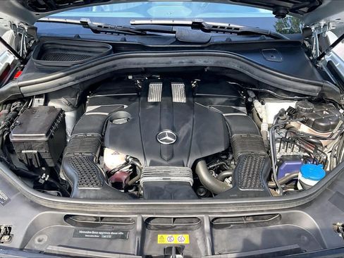 Used 2017 Mercedes-Benz GLS 450 4MATIC image 34