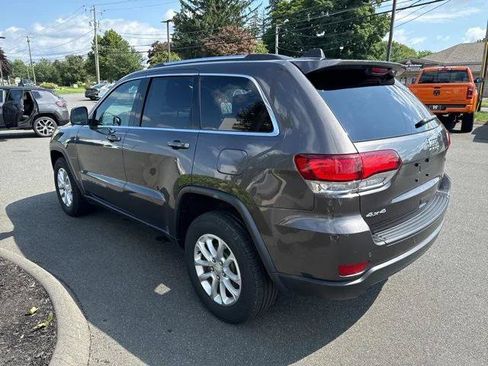 Certified 2021 Jeep Grand Cherokee Laredo AWD/4WD image 5