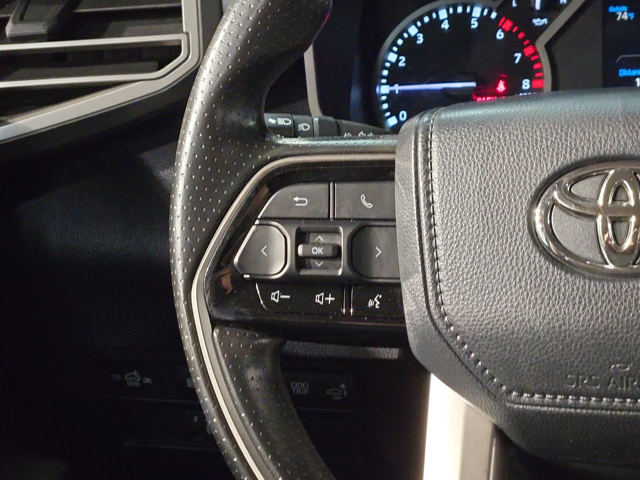 Used 2023 Toyota Tundra SR5 AWD/4WD image 22
