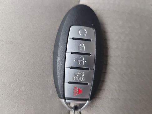 Used 2020 Nissan Altima 2.5 SV AWD/4WD image 32