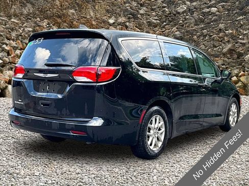 Used 2024 Chrysler Voyager LX FWD image 2