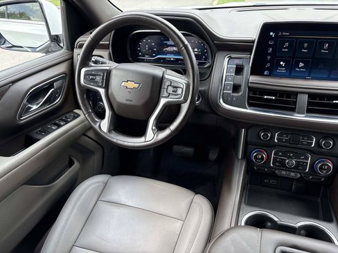 Used 2022 Chevrolet Tahoe LT w/ Luxury Package AWD/4WD image 26