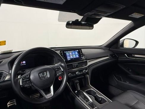 Used 2020 Honda Accord Sport image 39