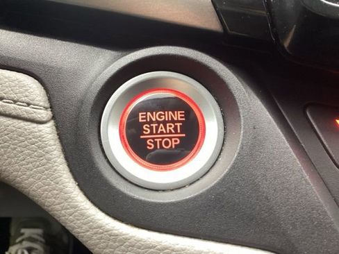 Used 2018 Honda Odyssey EX image 30