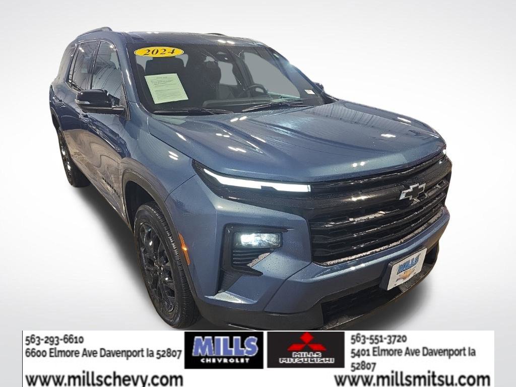 Used 2024 Chevrolet Traverse LT w/ Midnight/Sport Edition AWD/4WD image 8