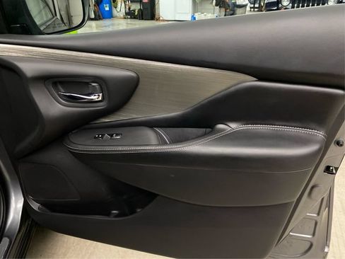 Used 2017 Nissan Murano S w/ Navigation Package AWD/4WD image 26