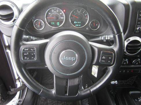 Used 2014 Jeep Wrangler Unlimited Sahara w/ Dual Top Group image 16