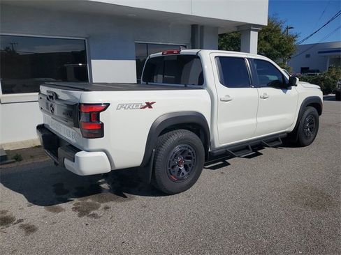 Certified 2025 Nissan Frontier Pro-X w/ Pro Convenience Package image 8